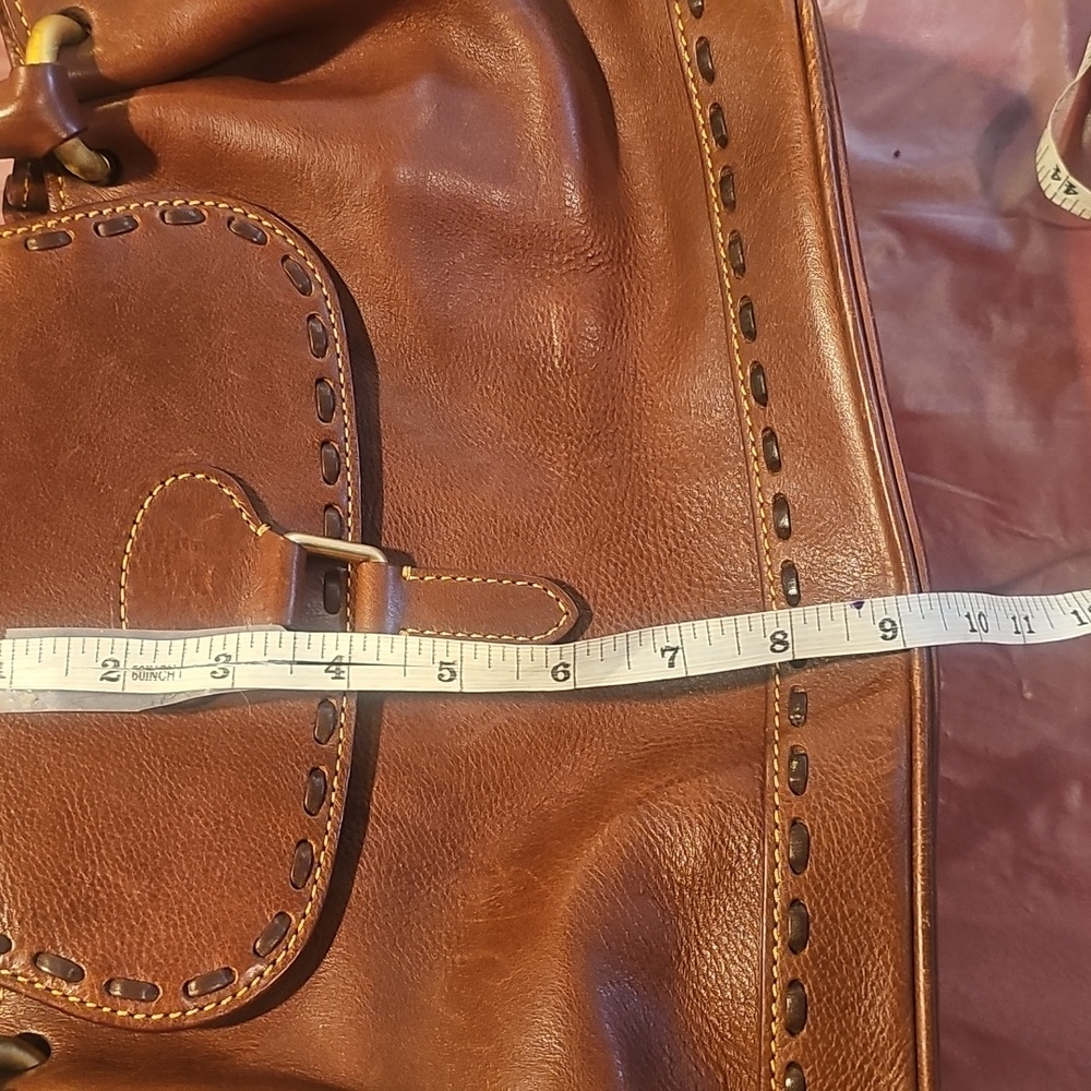 Dooney and Bourke Florentine flap purse..very good condition - Picture 11 of 11